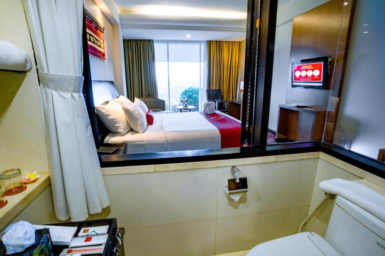 Emersia Hotel And Resort บันดาร์ ลัมปุง ภายนอก รูปภาพ